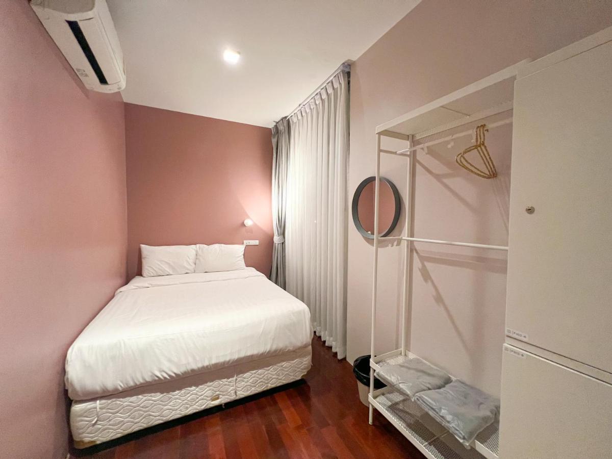 Tongsiam Hostel Chiang Rai Bagian luar foto